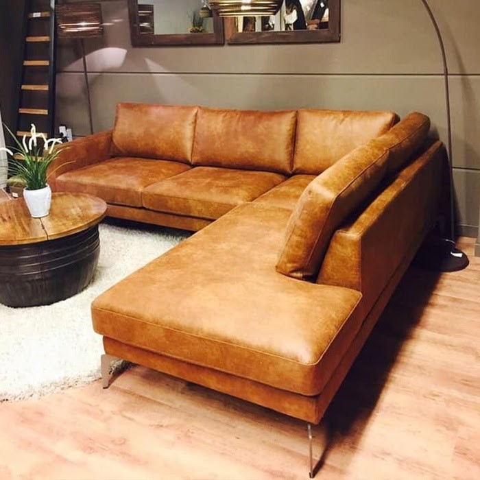 Ghế sofa nâu sang trọng cho cung mệnh Thổ